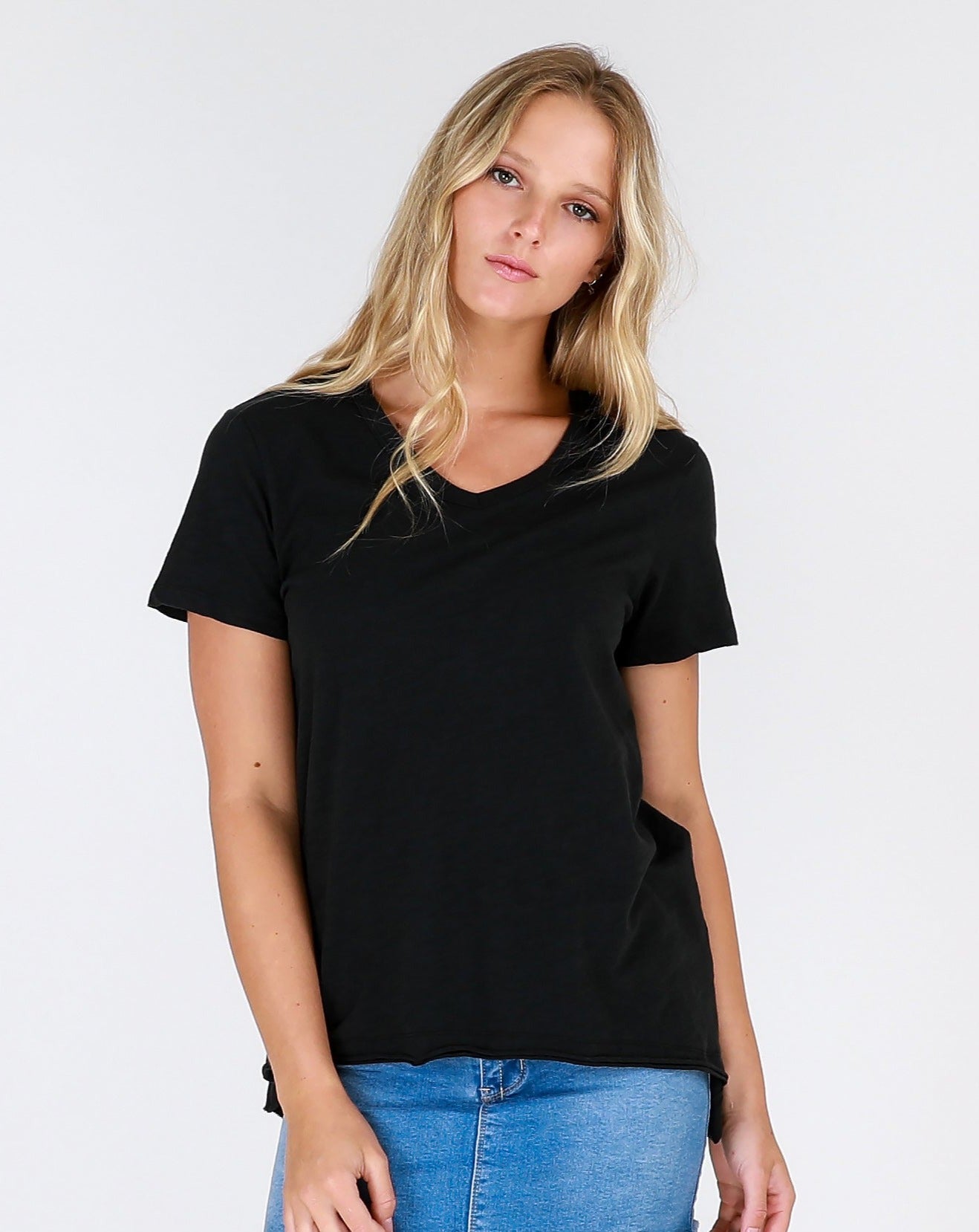 SHOP 3RD STORY CLOTHING ONLINEThornton Tee 3rd Story Curvy Girls Curvy Fashion Plus Size Basic State